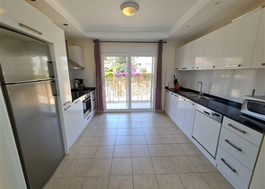 Gemütliche 2+1-Wohnung mit Möbeln im Stadtteil Oba