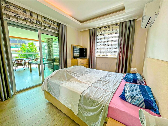 Wohnung 3+1 in einer Luxusanlage der prestigeträchtigen Gegend von Oba/Alanya