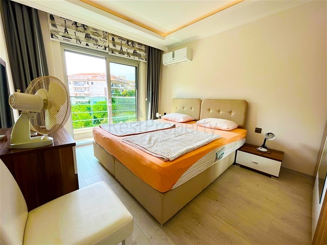 Wohnung 3+1 in einer Luxusanlage der prestigeträchtigen Gegend von Oba/Alanya