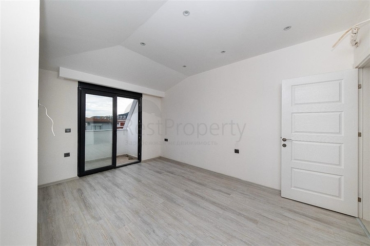 Penthouse 3+1 in einem neuen Komplex im Zentrum von Alanya