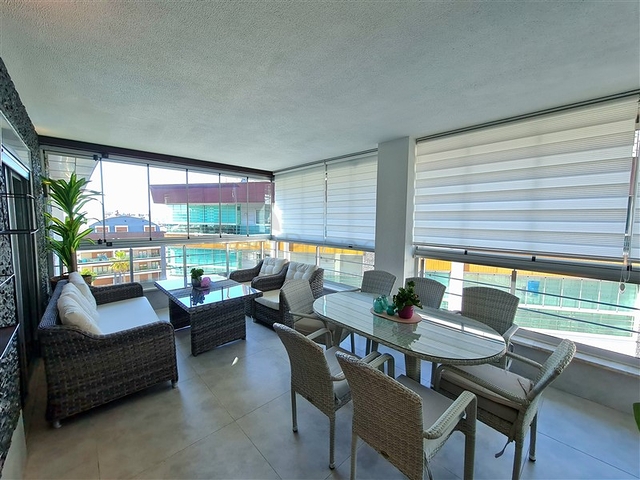 Geräumige 4+1 Wohnung im Bezirk Oba