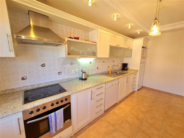 Wohnung 2+1 600 Meter vom Meer entfernt im Stadtteil Oba