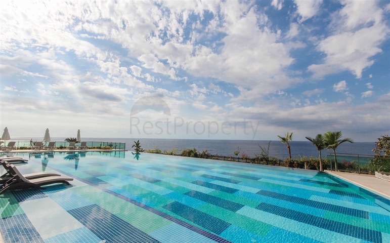 Möblierte 2+1-Wohnung mit Meerblick im Stadtteil Kargicak