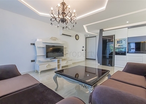 Möblierte 2+1-Wohnung mit Meerblick im Stadtteil Kargicak