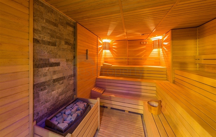 4+1 Duplex in einem modernen Komplex im Stadtteil Kestel