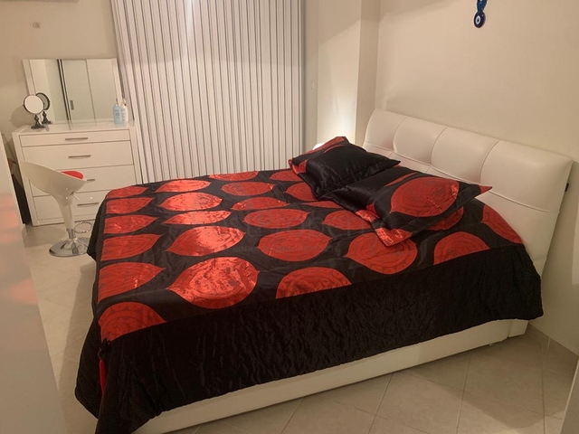 Dreizimmerwohnung in Dschikdilly 