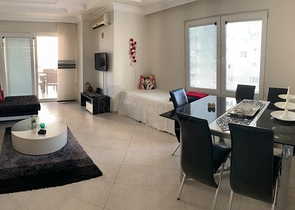 Dreizimmerwohnung in Dschikdilly 