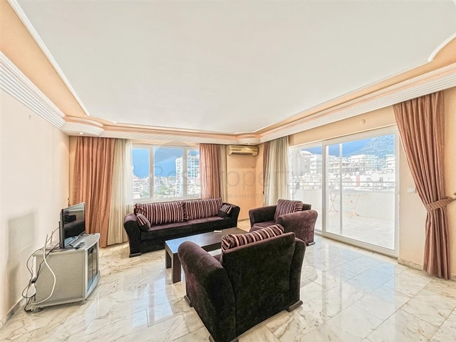 Möblierte Wohnung 2+1 150 m vom Meer entfernt