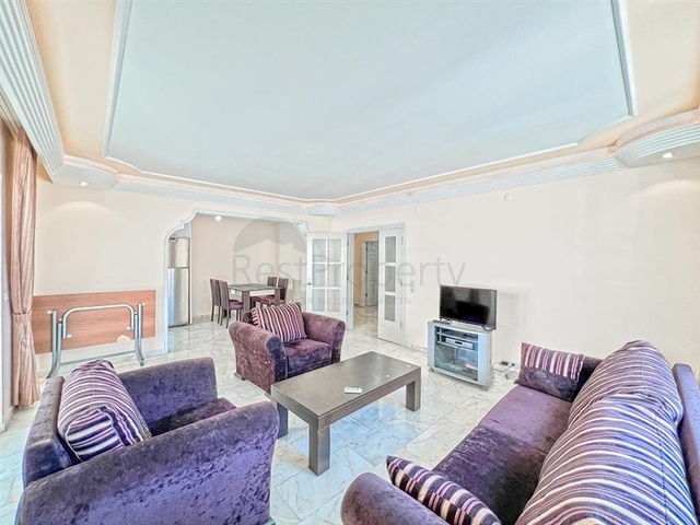 Möblierte Wohnung 2+1 150 m vom Meer entfernt