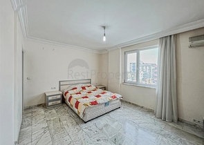 Möblierte Wohnung 2+1 150 m vom Meer entfernt