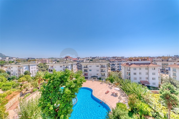 Vier-Zimmer-Penthouse im Stadtteil Oba