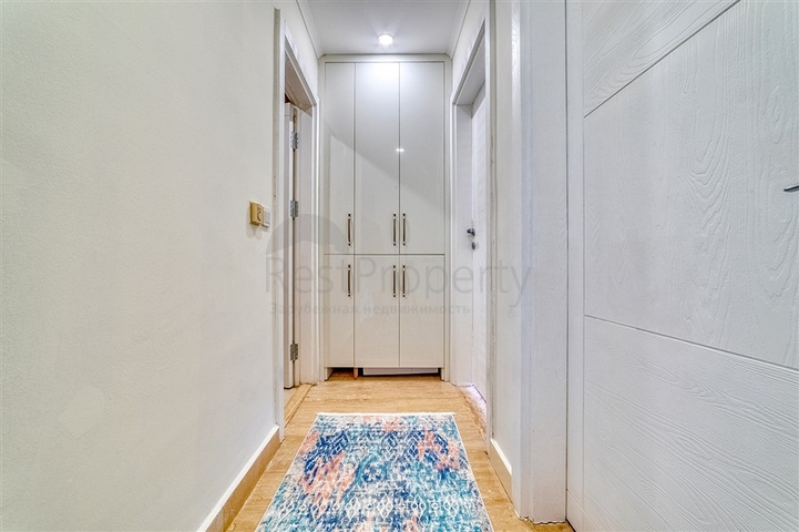 Vier-Zimmer-Penthouse im Stadtteil Oba