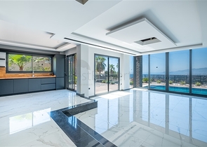 Luxusvilla mit spektakulärem Meerblick in Kargicak