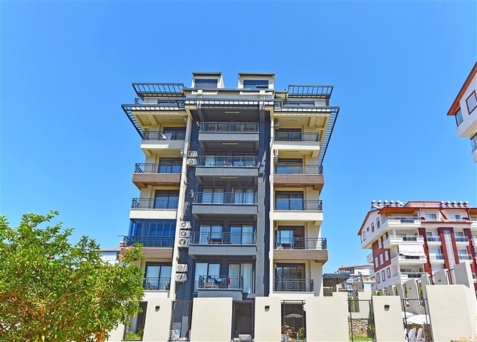 Wohnungen für neues Leben in der neuen Wohnanlage von Gazipasi