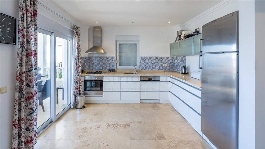 Dreizimmerwohnung in der Gegend von Cikcilli 