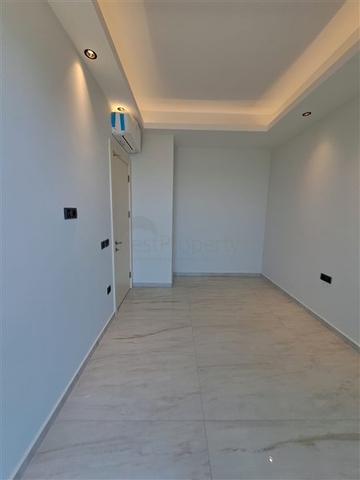 1+1 Wohnung an der ersten Küste in Mahmutlar