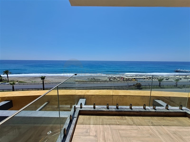 1+1 Wohnung an der ersten Küste in Mahmutlar