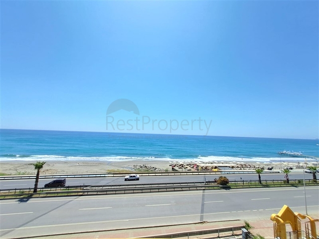 1+1 Wohnung an der ersten Küste in Mahmutlar