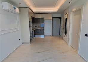 1+1 Wohnung an der ersten Küste in Mahmutlar