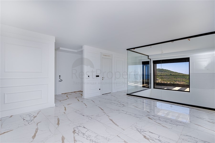 Geräumige Villa in Kargicak mit herrlichem Meerblick