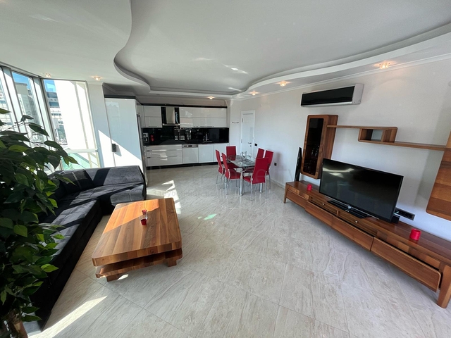 Helle Wohnung mit zwei Schlafzimmern im Stadtteil Oba