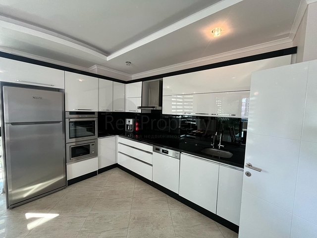 Helle Wohnung mit zwei Schlafzimmern im Stadtteil Oba