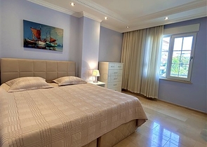 Zweizimmerwohnung 600 m vom Meer entfernt im Bezirk Oba 