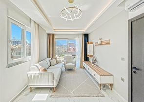 Zweizimmerwohnung 200 m vom Meer entfernt im Stadtteil Mahmutlar