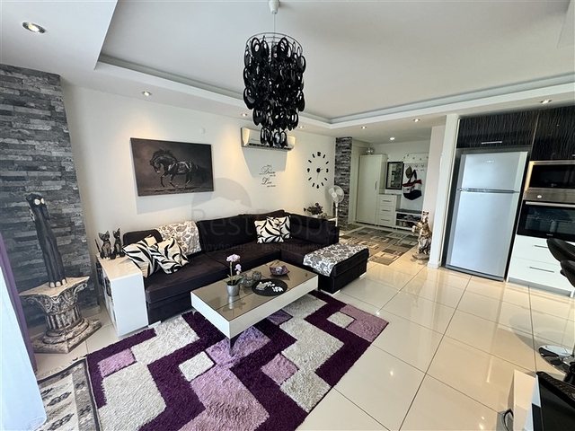 Geräumige 2+1 Wohnung im zentralen Bereich von Alanya