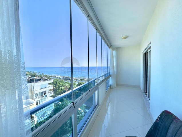 Wohnung in einer Wohnanlage am Meer in Mahmutlar