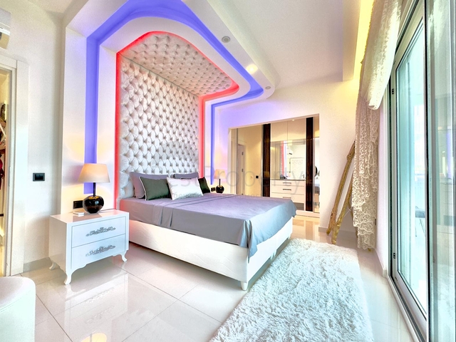 Wohnung in einer Wohnanlage am Meer in Mahmutlar