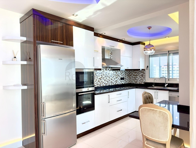 Wohnung in einer Wohnanlage am Meer in Mahmutlar