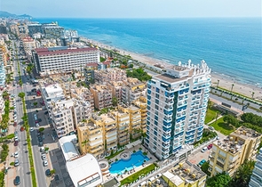 Wohnung in einer Wohnanlage am Meer in Mahmutlar