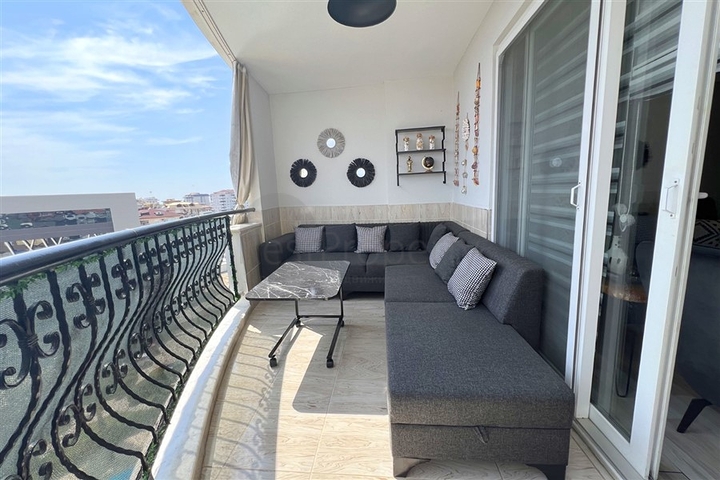 Möblierte Wohnung mit 2+1 Grundriss im Stadtteil Djikcilli