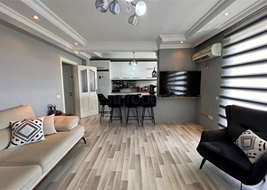 Möblierte Wohnung mit 2+1 Grundriss im Stadtteil Djikcilli