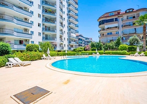 Möblierte Wohnung mit 2+1 Grundriss im Stadtteil Djikcilli