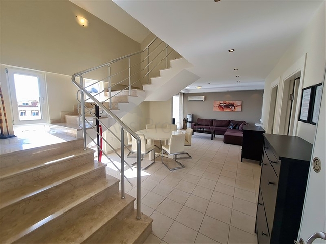 Gemütliches 3+1 Penthouse mit Möbeln in der Gegend von Oba