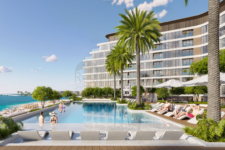 Luxuswohnungen am Meer auf der Insel Sinia