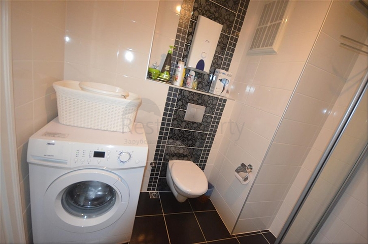 1+1 Wohnung im Stadtteil Tosmur, 200 m vom Meer entfernt