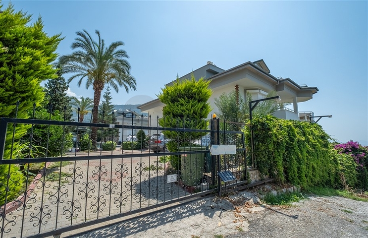 Penthouse 3+1 im Zentrum von Alanya