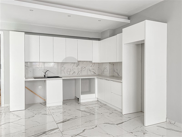 Zweizimmerwohnung 600 m vom Meer entfernt im Zentrum von Alanya