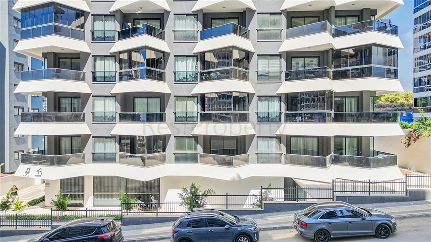 Zweizimmerwohnung 600 m vom Meer entfernt im Zentrum von Alanya