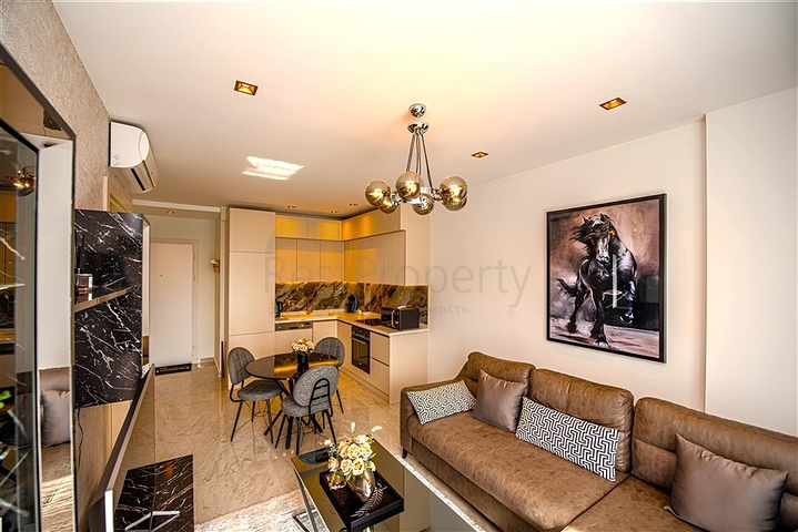 1+1 Wohnung im Zentrum von Alanya in einem der besten Komplexe nur für längere Zeit