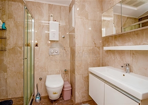 1+1 Wohnung in einer beliebten Wohnanlage im Stadtteil Avsallar