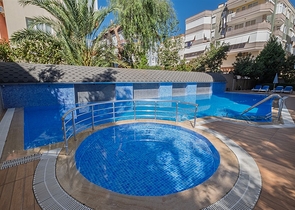 1+1 Apartment in der Nähe von Kleopatra Beach