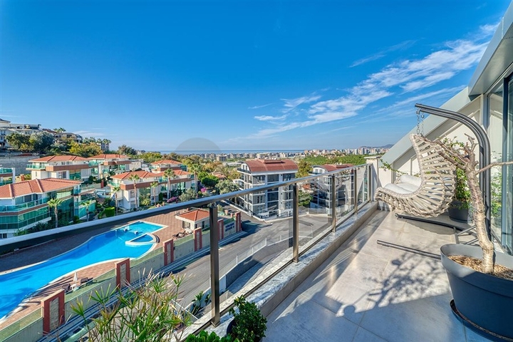 2+1 Penthouse im Stadtteil Kargicak