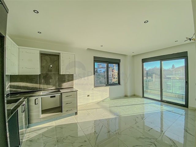 1+1 Wohnung in einem neuen Komplex im Stadtteil Oba