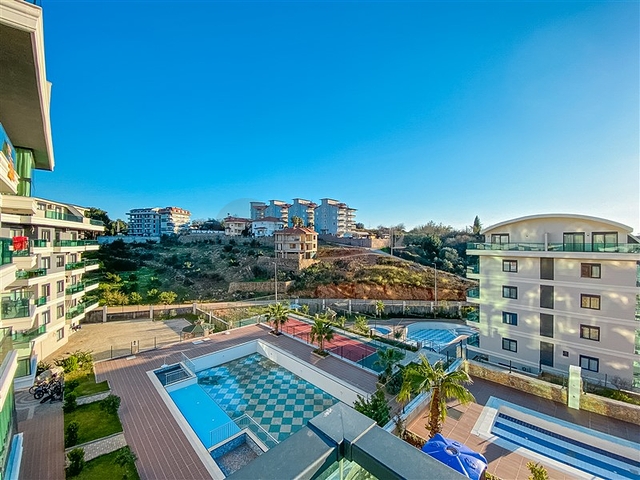 1+1 Wohnung in einem neuen Komplex im Stadtteil Oba