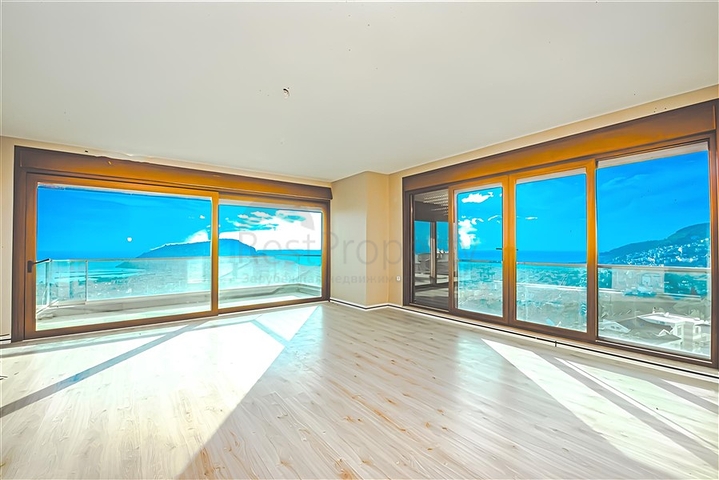 3+1 Wohnung im Zentrum von Alanya