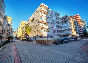 2+1 Wohnung im Zentrum des beliebten Mahmutlar-Viertels 